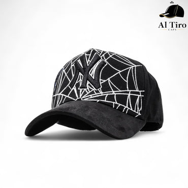 Gorra Gallo Fino “Spider” — Full Set (Edición Limitada)